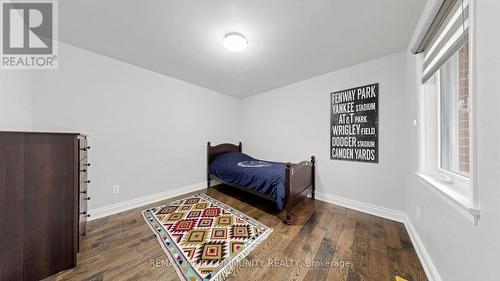 48 Crossbow Crescent, Toronto, ON - Indoor
