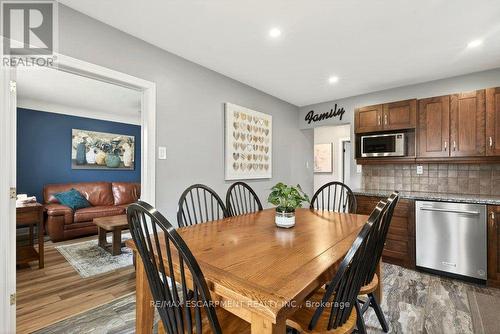 328 East 19Th Street, Hamilton, ON - Indoor Photo Showing Dining Room