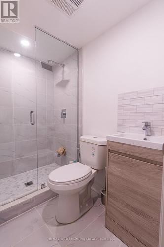 2950 17Th Side Road, King, ON - Indoor Photo Showing Bathroom