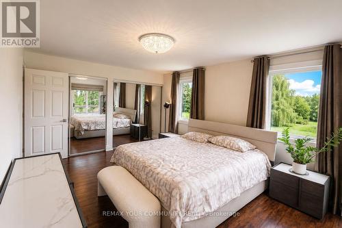 2950 17Th Side Road, King, ON - Indoor Photo Showing Bedroom