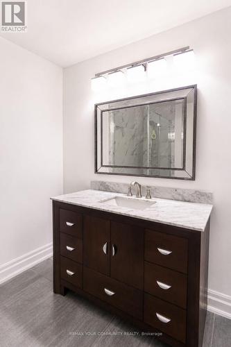 2950 17Th Side Road, King, ON - Indoor Photo Showing Bathroom
