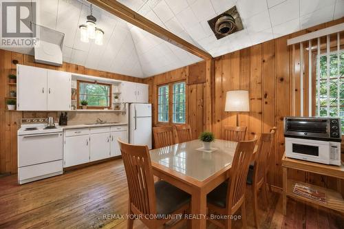 341 Tiny Beaches Road N, Tiny, ON - Indoor