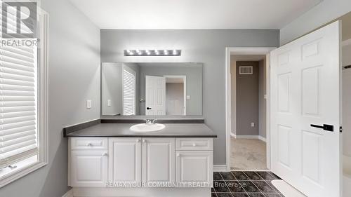 8 Westacott Avenue, Ajax, ON - Indoor