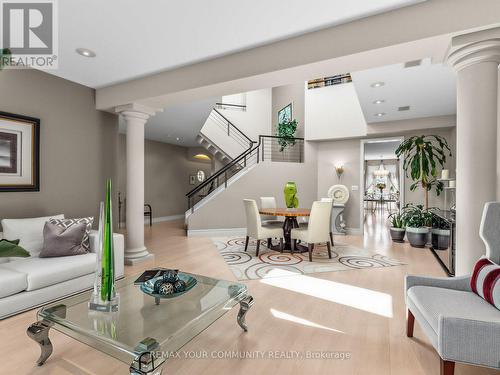 477 Old Orchard Grove, Toronto, ON - Indoor Photo Showing Living Room