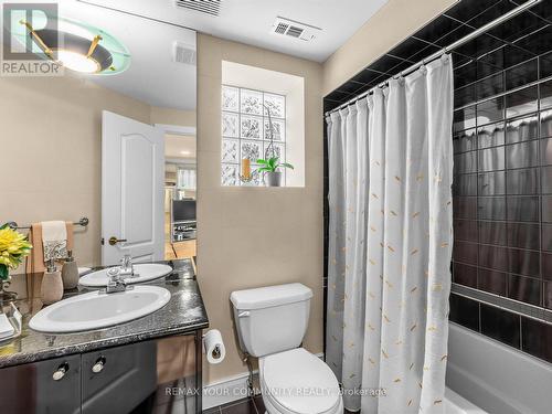 477 Old Orchard Grove, Toronto, ON - Indoor Photo Showing Bathroom