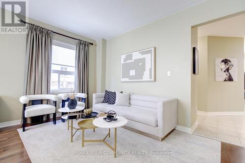 16 Westway Crescent, Vaughan, ON - Indoor Photo Showing Living Room