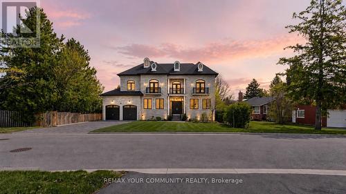 19 BLYTH STREET  Richmond Hill, ON L4E 2Y2