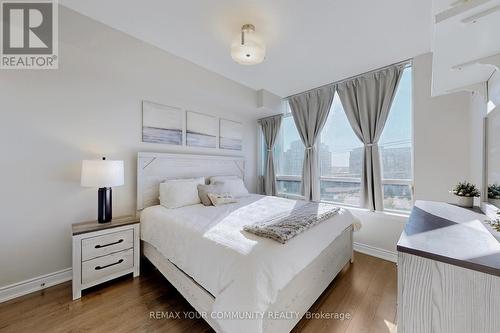962 - 23 Cox Boulevard, Markham, ON - Indoor Photo Showing Bedroom
