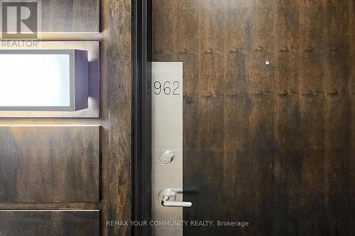 962 - 23 Cox Boulevard, Markham, ON - 
