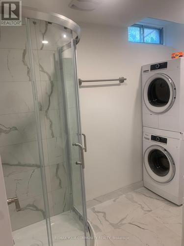 BASEMENT - 371 SELBY CRESCENT , Newmarket, Ontario L3Y 6E2 3