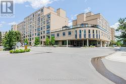 301 - 326 MAJOR MACKENZIE DRIVE E Richmond Hill, ON L4C 8T4