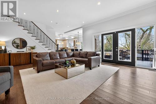 6 Grayson Road, Ajax, ON - Indoor Photo Showing Living Room