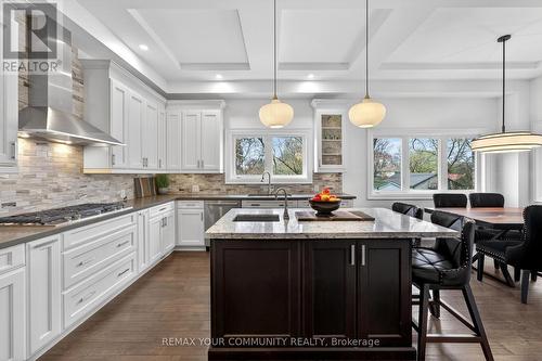 6 Grayson Road, Ajax, ON - Indoor Photo Showing Kitchen With Upgraded Kitchen