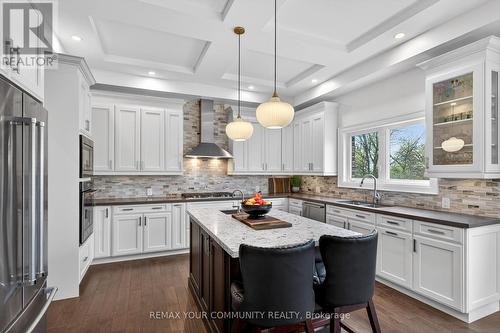 6 Grayson Road, Ajax, ON - Indoor Photo Showing Kitchen With Upgraded Kitchen