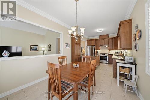 51 Tonner Crescent, Aurora, ON - Indoor Photo Showing Dining Room