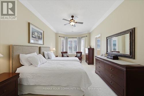 51 Tonner Crescent, Aurora, ON - Indoor Photo Showing Bedroom