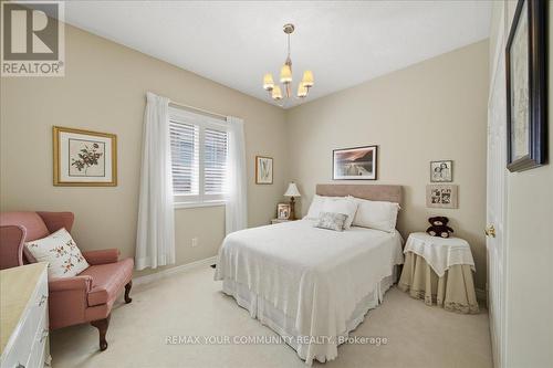 51 Tonner Crescent, Aurora, ON - Indoor Photo Showing Bedroom