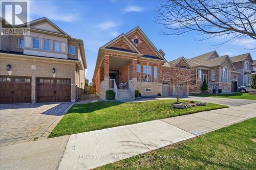 51 Tonner Crescent, Aurora, ON - Outdoor With Facade