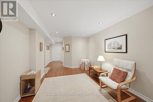 51 Tonner Crescent, Aurora, ON - Indoor Photo Showing Other Room