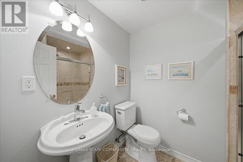 51 Tonner Crescent, Aurora, ON - Indoor Photo Showing Bathroom