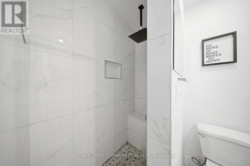 1500 Paddington Court, Burlington, ON - Indoor Photo Showing Bathroom
