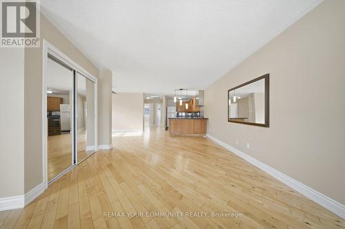 1500 Paddington Court, Burlington, ON - Indoor Photo Showing Other Room