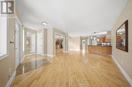 1500 Paddington Court, Burlington, ON - Indoor Photo Showing Other Room