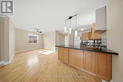 1500 Paddington Court, Burlington, ON - Indoor Photo Showing Kitchen