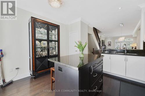 16 Agar Lane, Vaughan, ON - Indoor Photo Showing Kitchen With Double Sink