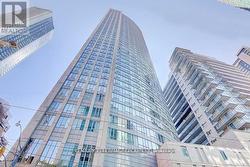 608 - 210 VICTORIA STREET Toronto, ON M5B 2R3