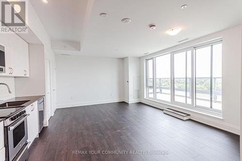 905 - 700 SHEPPARD AVENUE W , Toronto, Ontario M3H 0G5 3