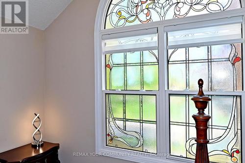 48 Haskell Crescent, Aurora, ON - Indoor Photo Showing Other Room