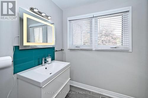 48 Haskell Crescent, Aurora, ON - Indoor Photo Showing Bathroom