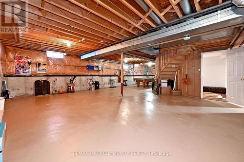 48 Haskell Crescent, Aurora, ON - Indoor Photo Showing Other Room