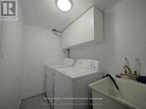 69 SAMSON CRESCENT , Toronto, Ontario M1G 1N2 4