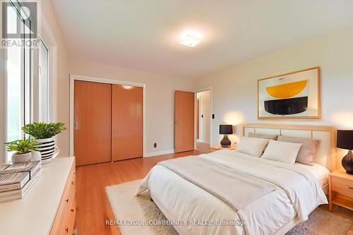 6162 Highway 9, King, ON - Indoor Photo Showing Bedroom