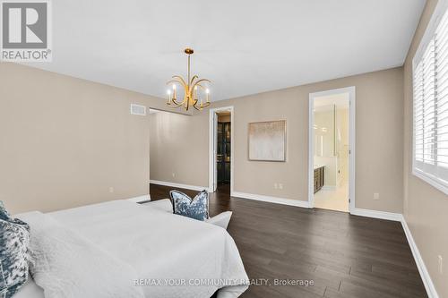 8 King Boulevard, King, ON - Indoor Photo Showing Bedroom