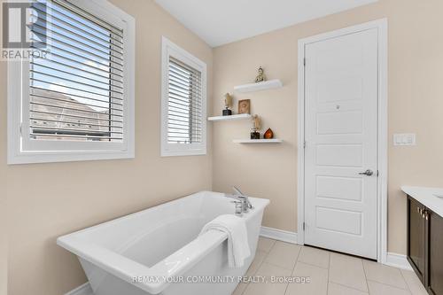 8 King Boulevard, King, ON - Indoor Photo Showing Other Room