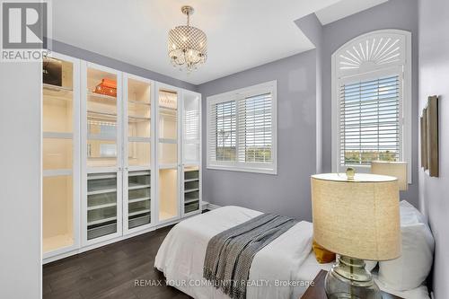 8 King Boulevard, King, ON - Indoor Photo Showing Bedroom