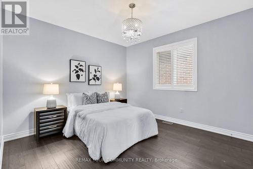 8 King Boulevard, King, ON - Indoor Photo Showing Bedroom