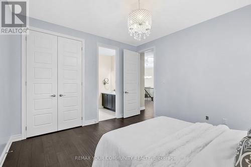 8 King Boulevard, King, ON - Indoor Photo Showing Bedroom