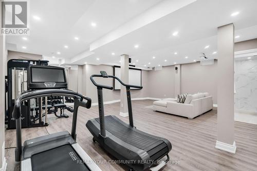 8 King Boulevard, King, ON - Indoor Photo Showing Gym Room