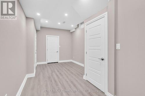 8 King Boulevard, King, ON - Indoor Photo Showing Other Room