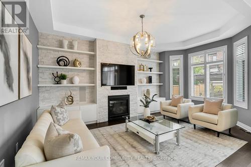 8 King Boulevard, King, ON - Indoor Photo Showing Living Room With Fireplace