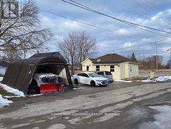 262 THE QUEENSWAY ROAD S Georgina, ON L4P 2B1