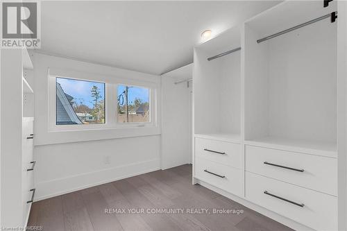 1379 Caroline Street, Burlington, ON - Indoor Photo Showing Other Room