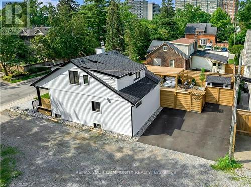 1379 Caroline Street, Burlington, ON - Outdoor