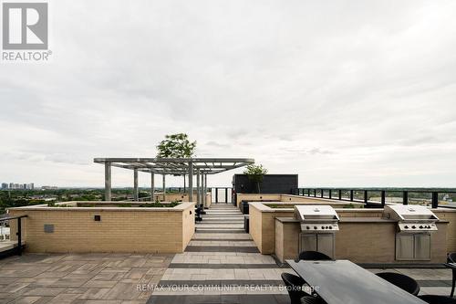 1002 - 120 Eagle Rock Way, Vaughan, ON - Outdoor