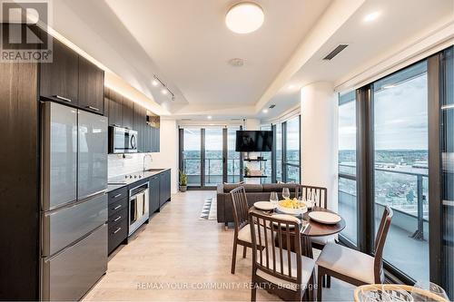 1002 - 120 Eagle Rock Way, Vaughan, ON - Indoor Photo Showing Dining Room