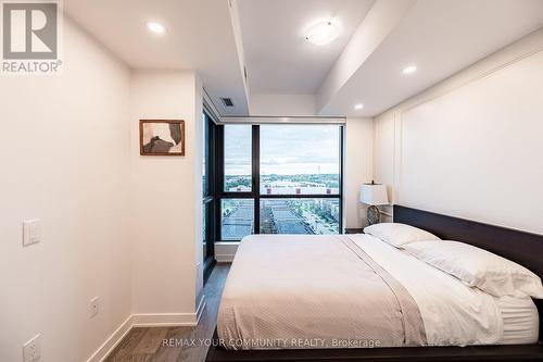 1002 - 120 Eagle Rock Way, Vaughan, ON - Indoor Photo Showing Bedroom